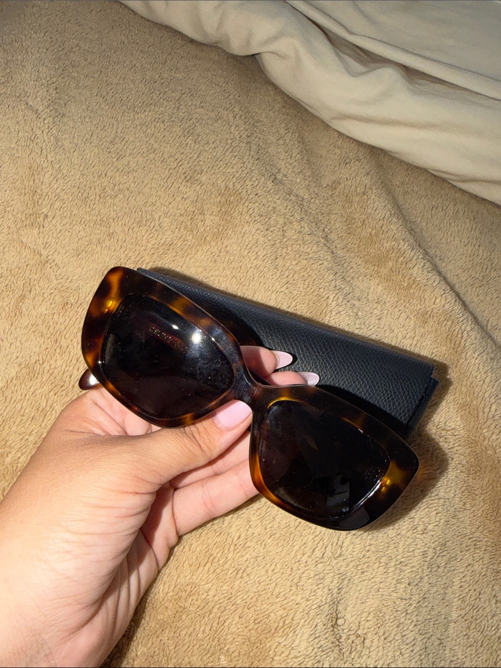 Celine Tortoiseshell Cat-Eye Sunglasses - Brown & Black